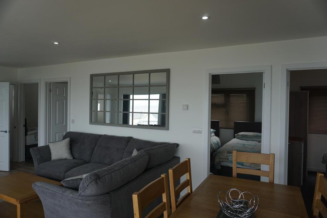 Deluxe Lundy View Villa With Sea Views 韦斯特沃德霍 外观 照片