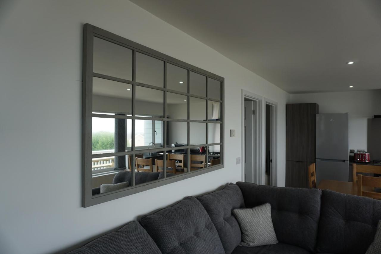 Deluxe Lundy View Villa With Sea Views 韦斯特沃德霍 外观 照片