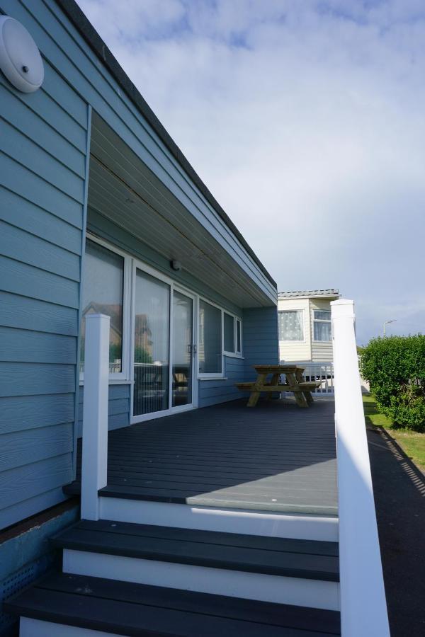 Deluxe Lundy View Villa With Sea Views 韦斯特沃德霍 外观 照片