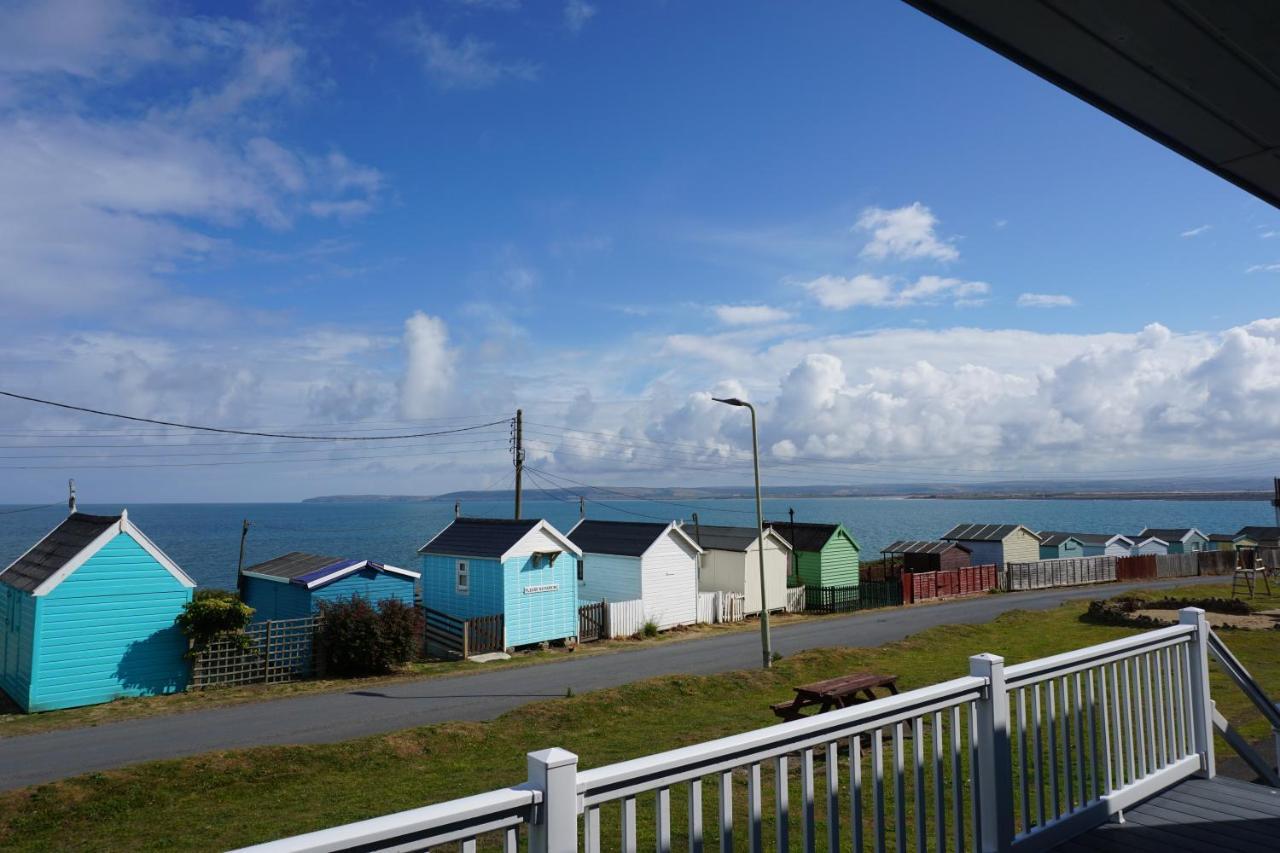 Deluxe Lundy View Villa With Sea Views 韦斯特沃德霍 外观 照片
